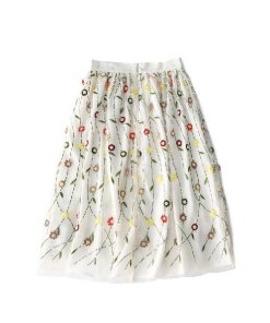 Alice + Olivia Catrina Floral Embellished Tulle Skirt