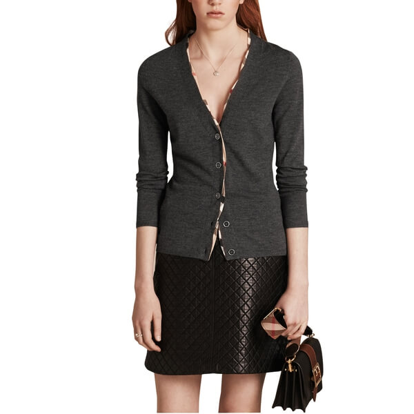 BURBERRY BRIT黒カーディガンノバチェック Мサイズ BADEA7A6-82C5-4CB7-A11C-