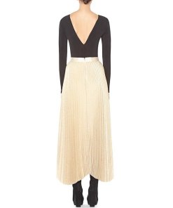 Alice + Olivia Katz Pleated Metallic Silk-Blend Skirt