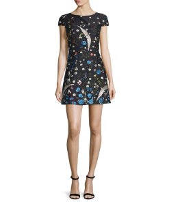 Alice + Olivia Ellen Embroidered Short-Sleeve Dress