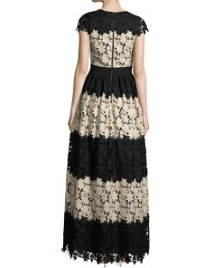 Alice + Olivia Noel Crewneck Short-Sleeve Lace Gown