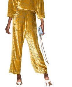 Olivia von Halle Harlow Leaf Velvet Pajama Set