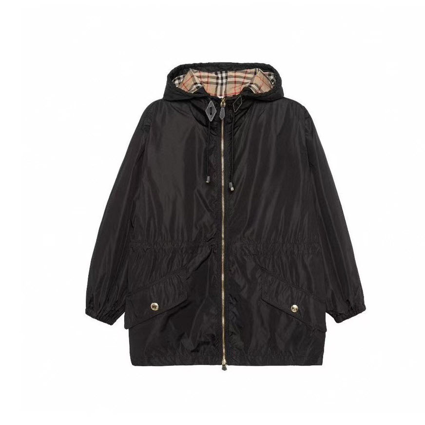 【Ms.ZARA】BURBERRYバーバリー☆ジャンパー　黒 BURBERRY（バーバリー） ブルゾン ブラック ジャケット サイズM 入園